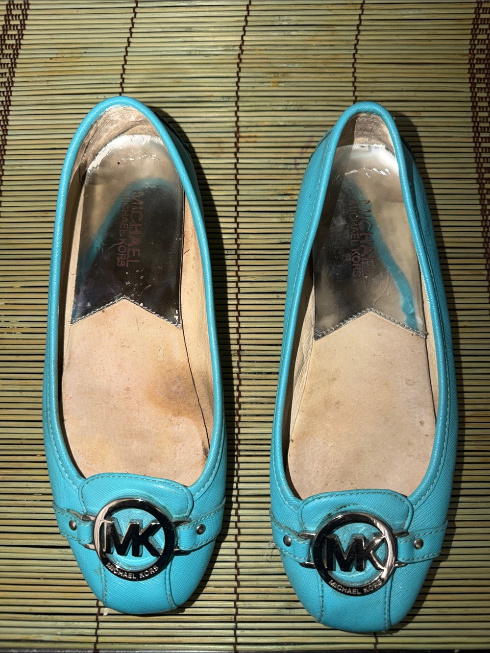 Michael Kors leather  flat ballerina shoes.